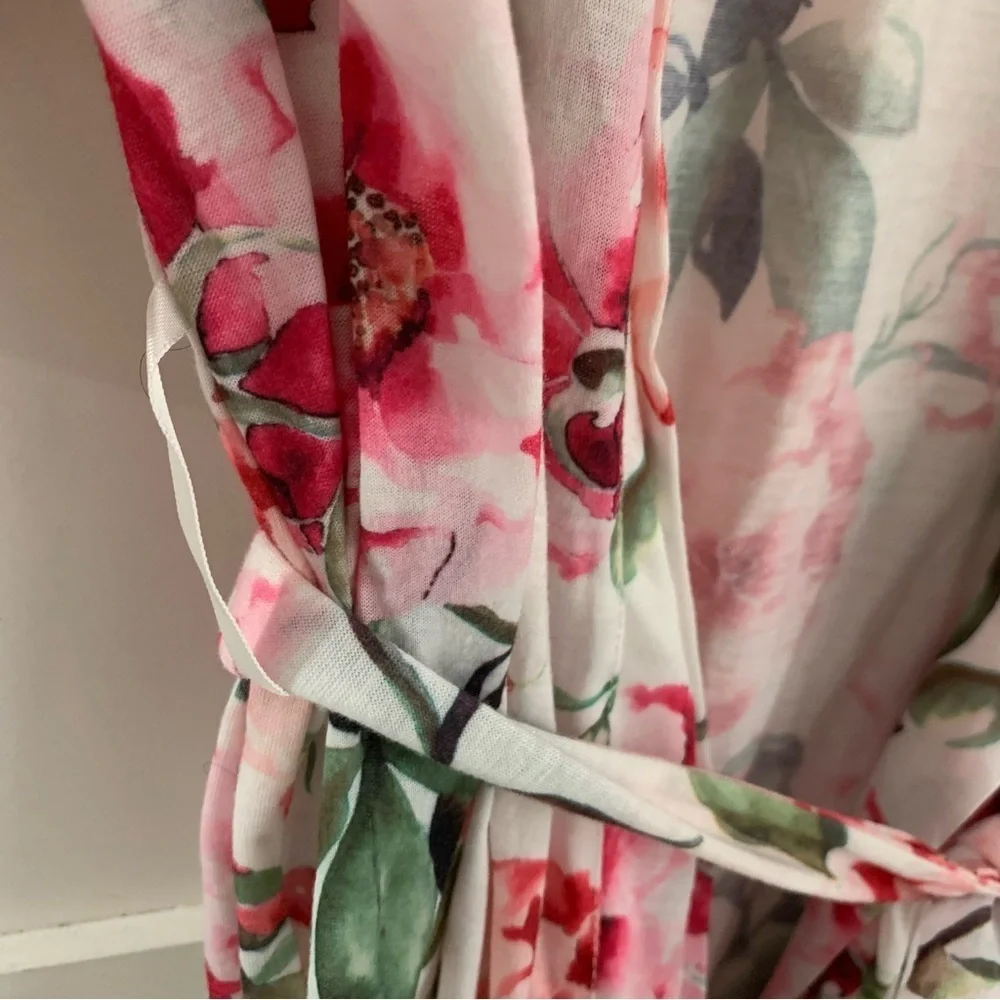 SHOW ME YOUR MUMU | EUC Romantic Floral Brie Kimono Robe Fab Fit Fun Collab OS
